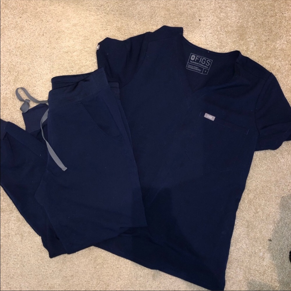 Figs Navy Scrub Set